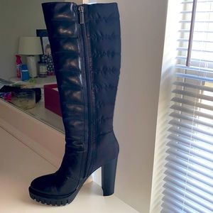 Black zippered winter boots